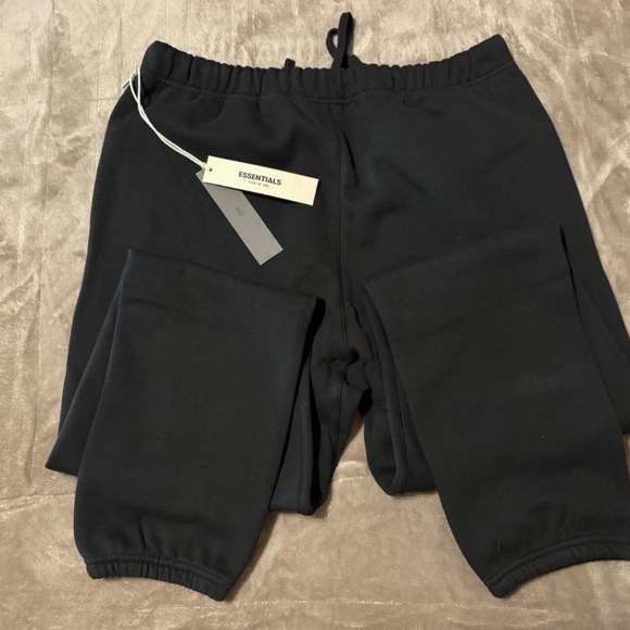 NEW Fear of God Essentials Stretch Limo Sweatpants 100% Authentic - Picture 2 of 6